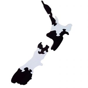 Wooden New Zealand puzzle black and white